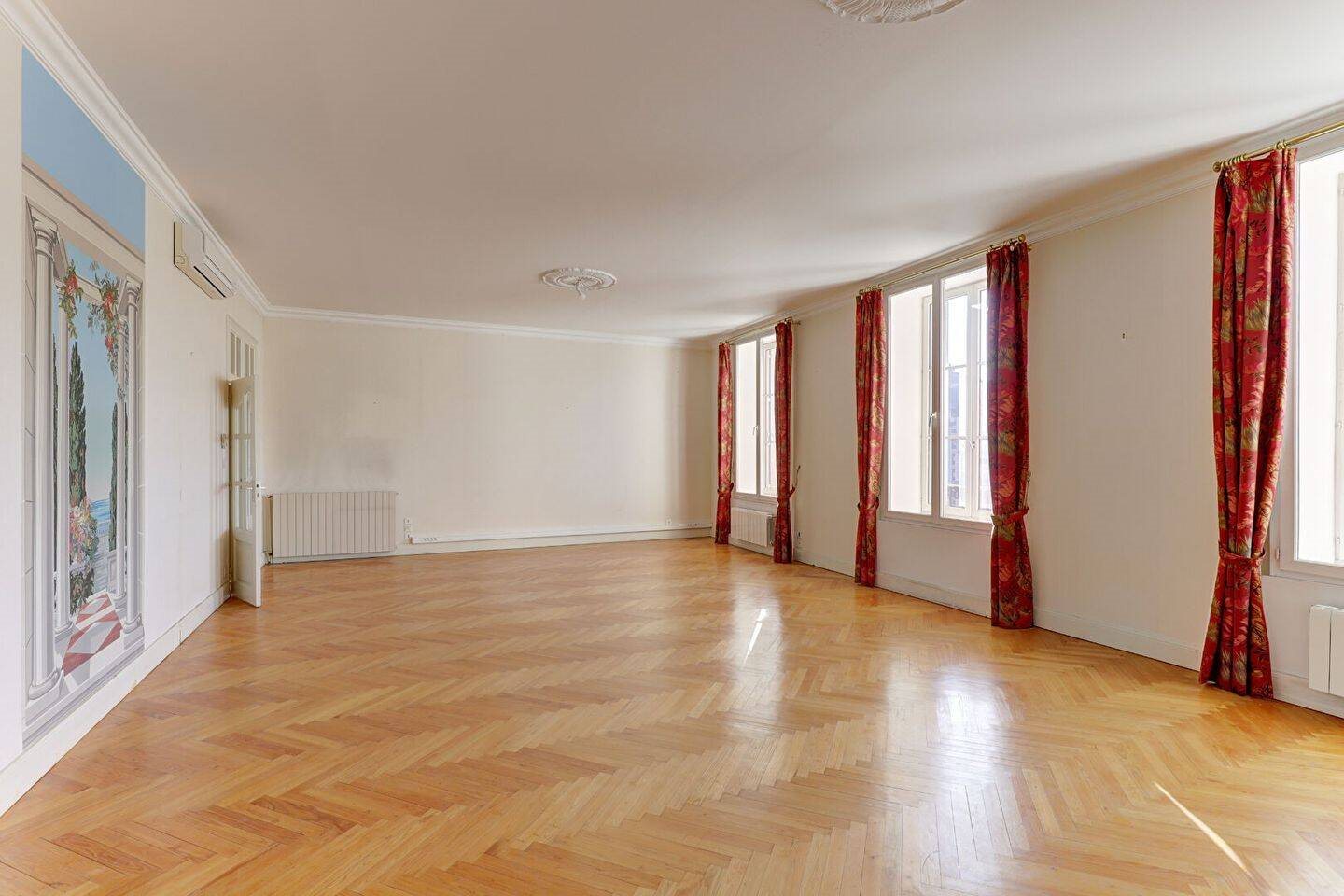 Appartement à vendre, 198m², Clermont-Ferrand