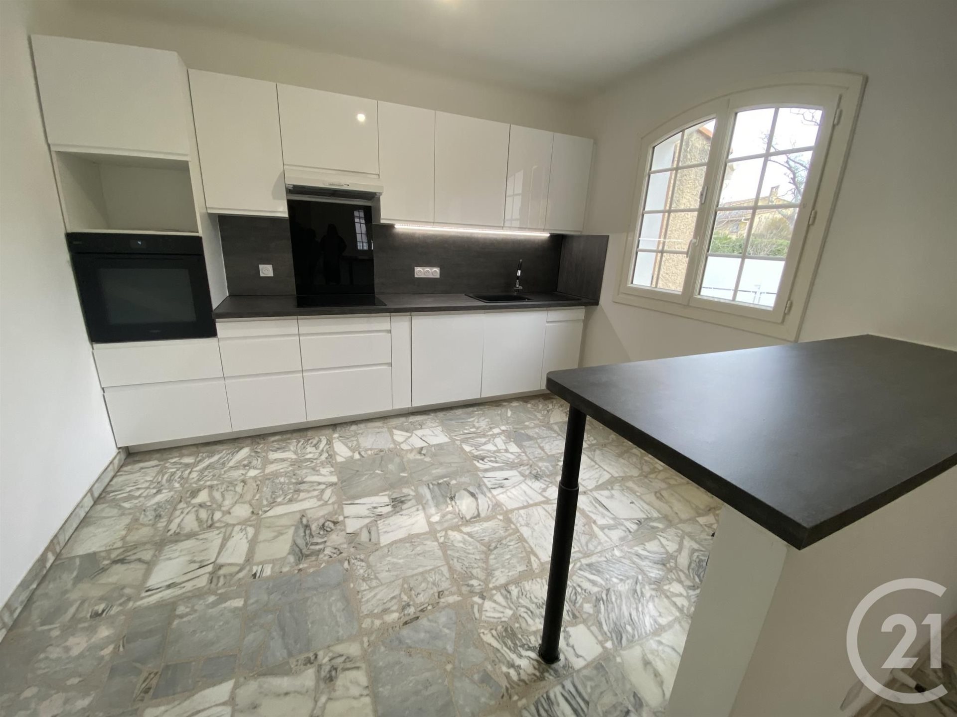 Maison à louer, 96m², Les Angles