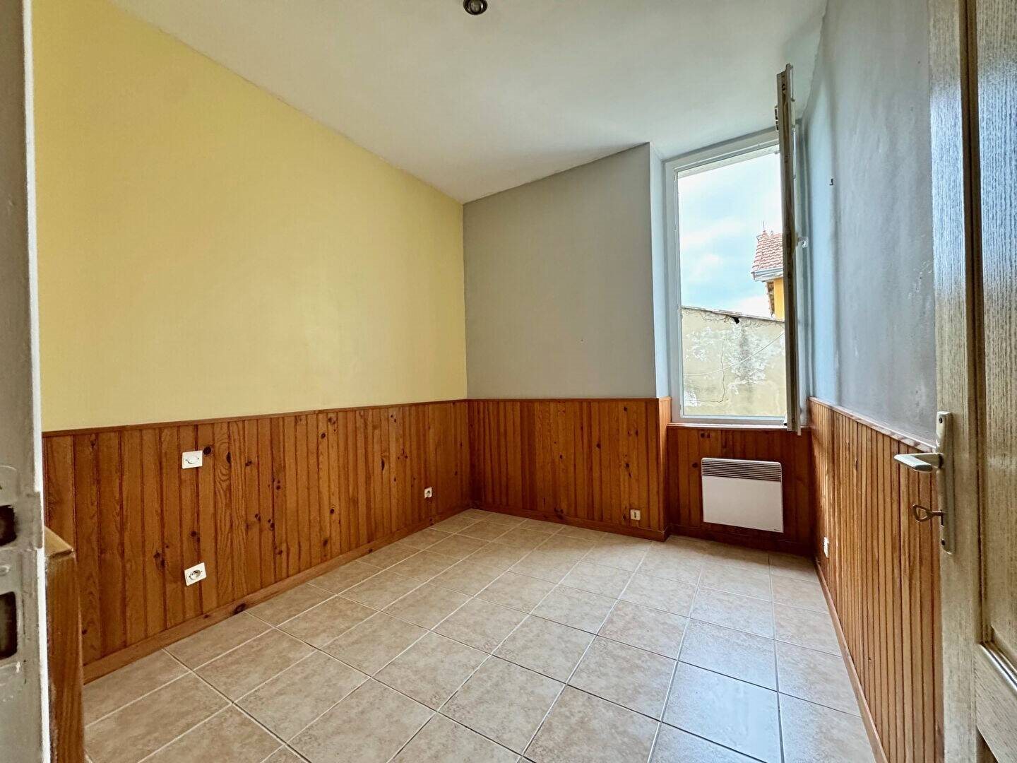 Appartement à louer, 66m², Sénas