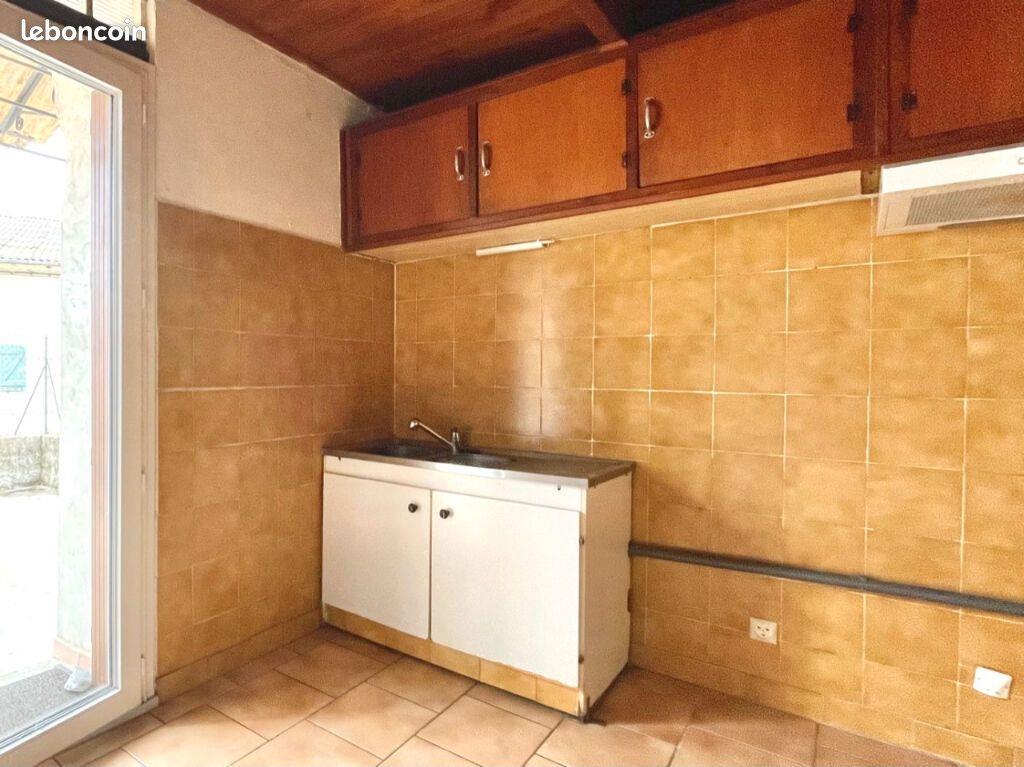 Appartement à louer, 53m², Sénas