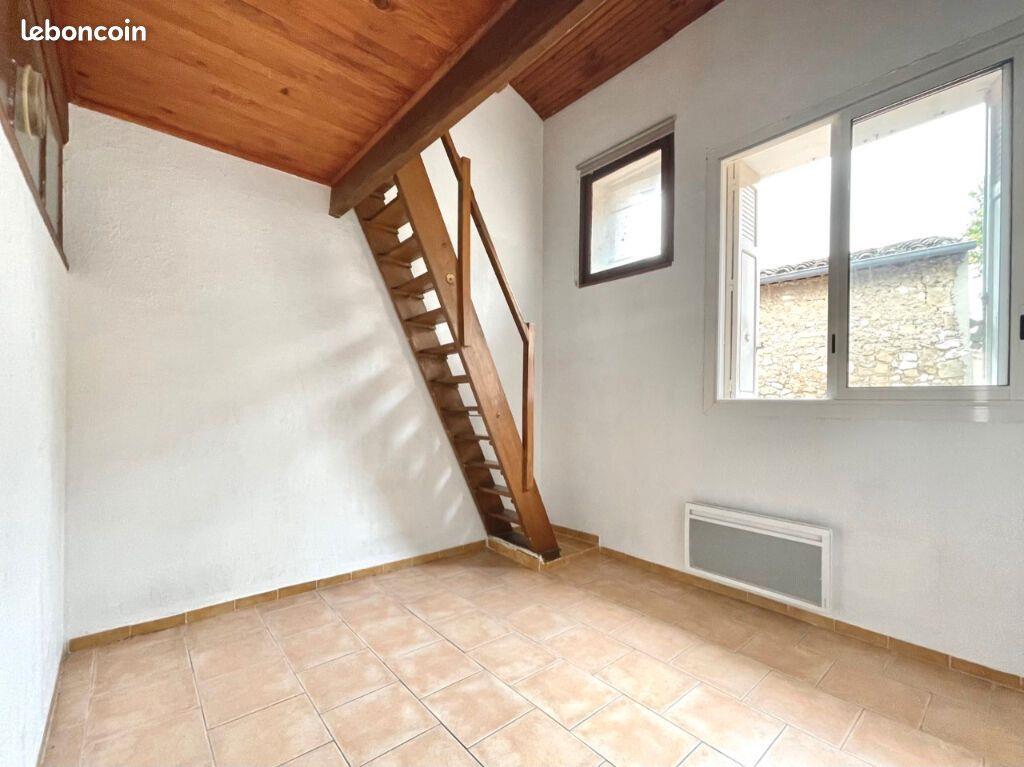 Appartement à louer, 53m², Sénas