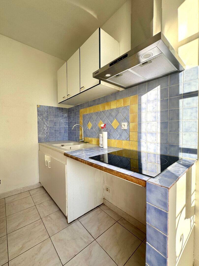 Appartement à louer, 58m², Sénas