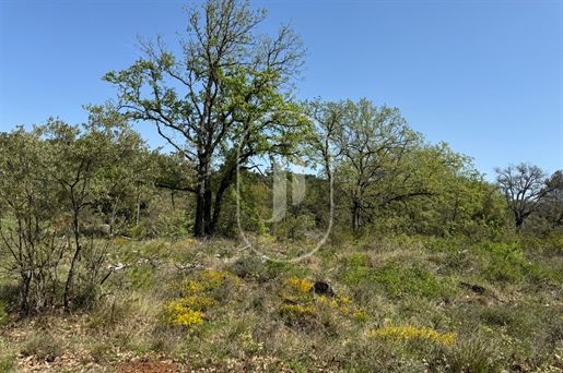 Bouwgrond te koop in Ménerbes