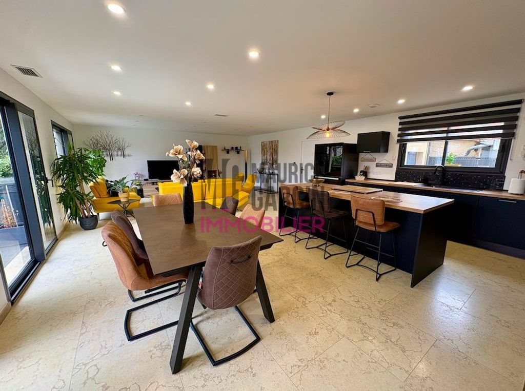 Maison à vendre, 146m², Mazan