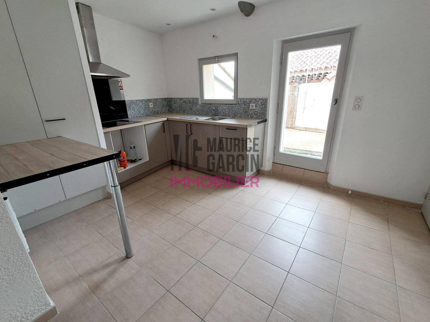 Appartement à louer, 59m², Mazan