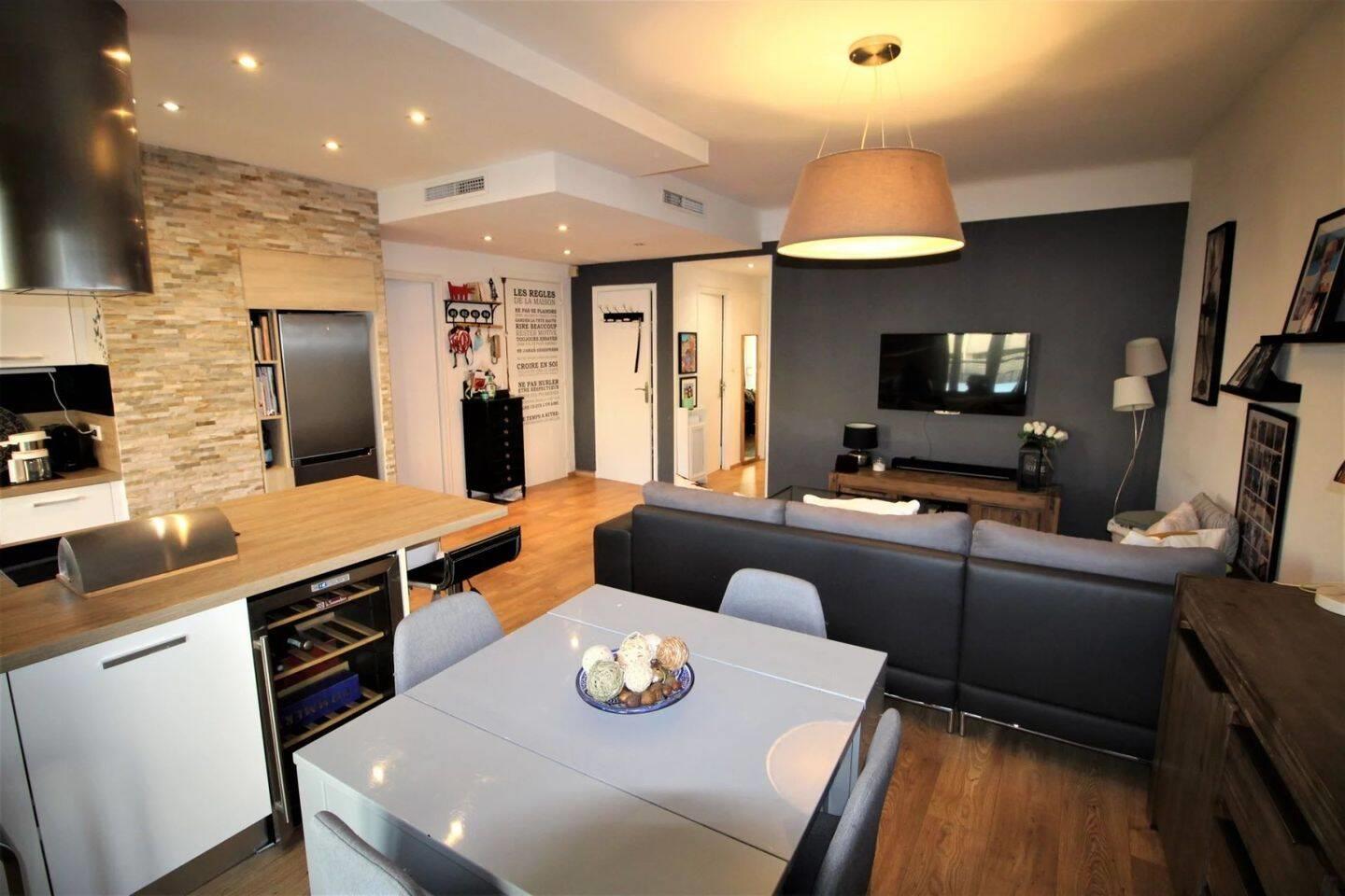 Appartement à louer, 70m², Nice