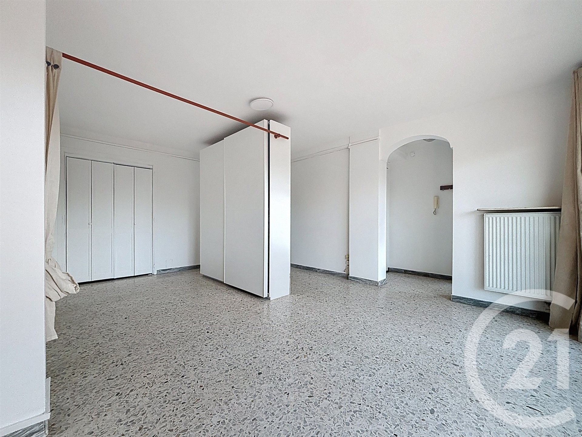 Appartement à louer, 41m², Marseille 8ème