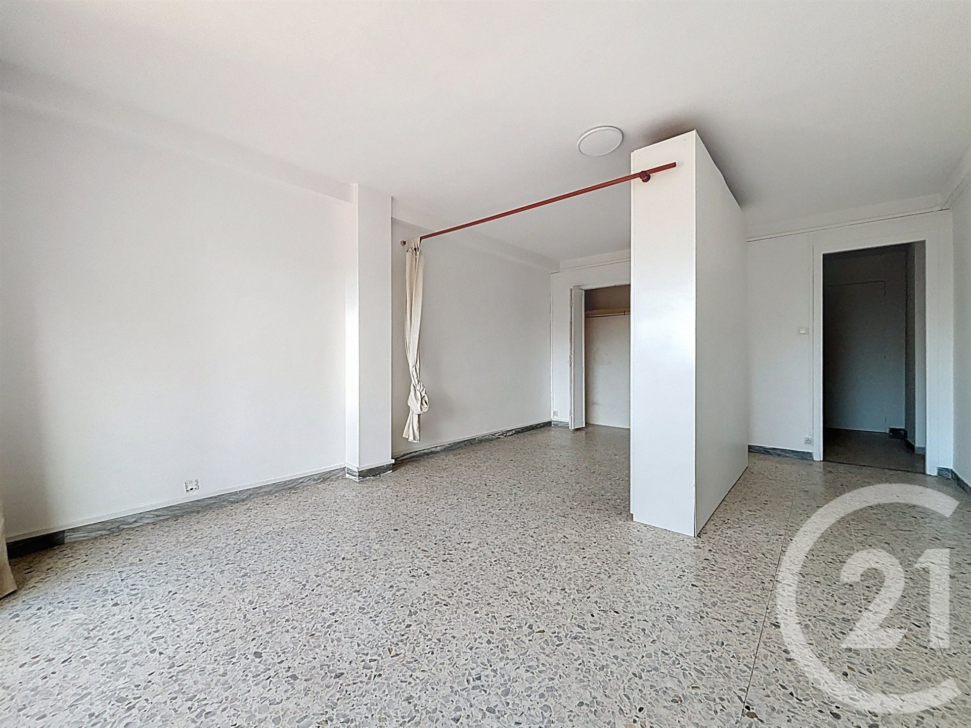 Appartement à louer, 41m², Marseille 8ème