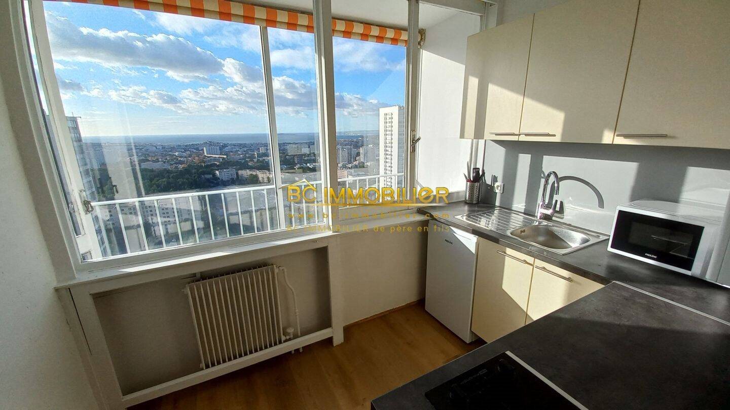 Appartement à louer, 28m², Marseille 9ème