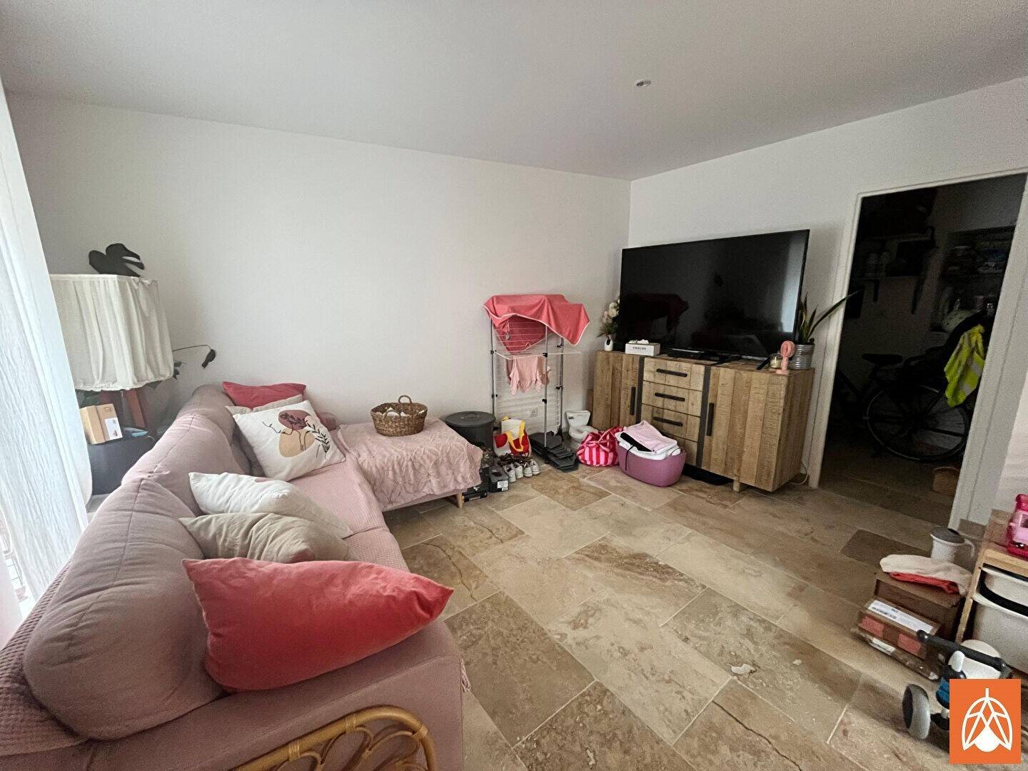 Appartement à louer, 59m², Eyguières