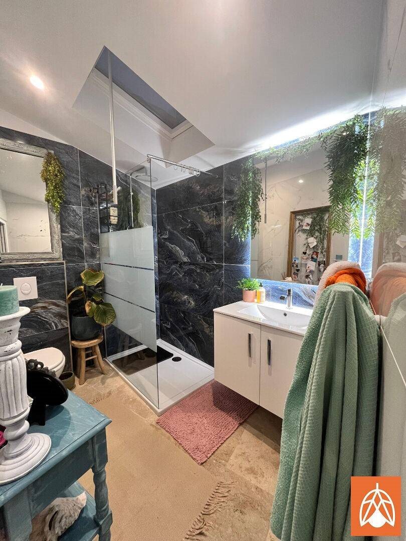 Appartement à louer, 59m², Eyguières