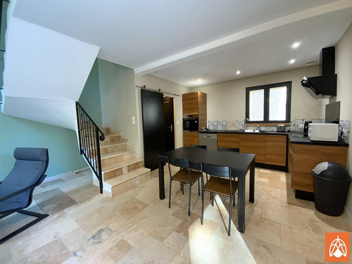 Appartement à louer, 96m², Grans