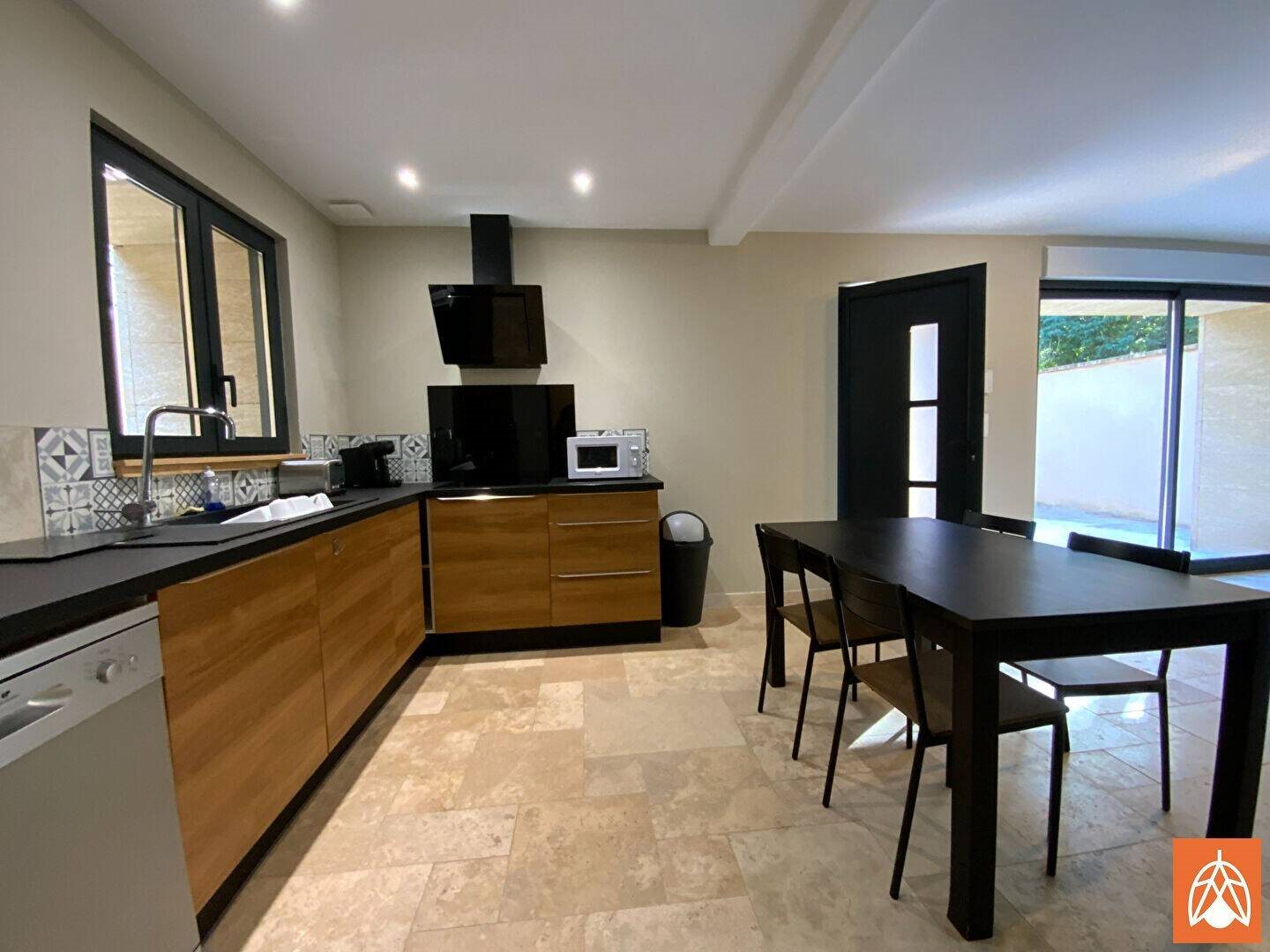 Appartement à louer, 96m², Grans