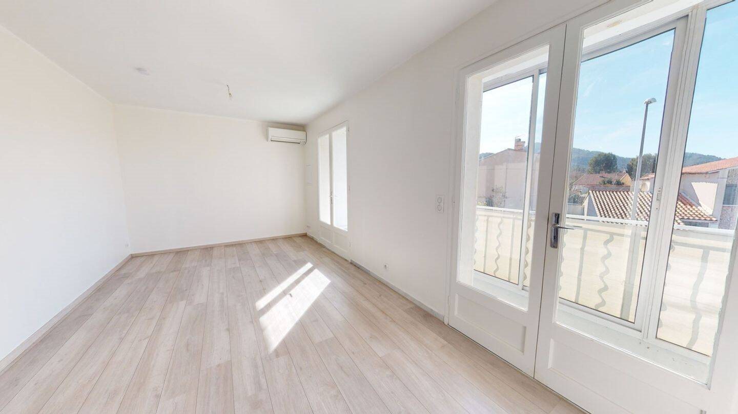 Appartement à louer, 47m², La Penne-sur-Huveaune