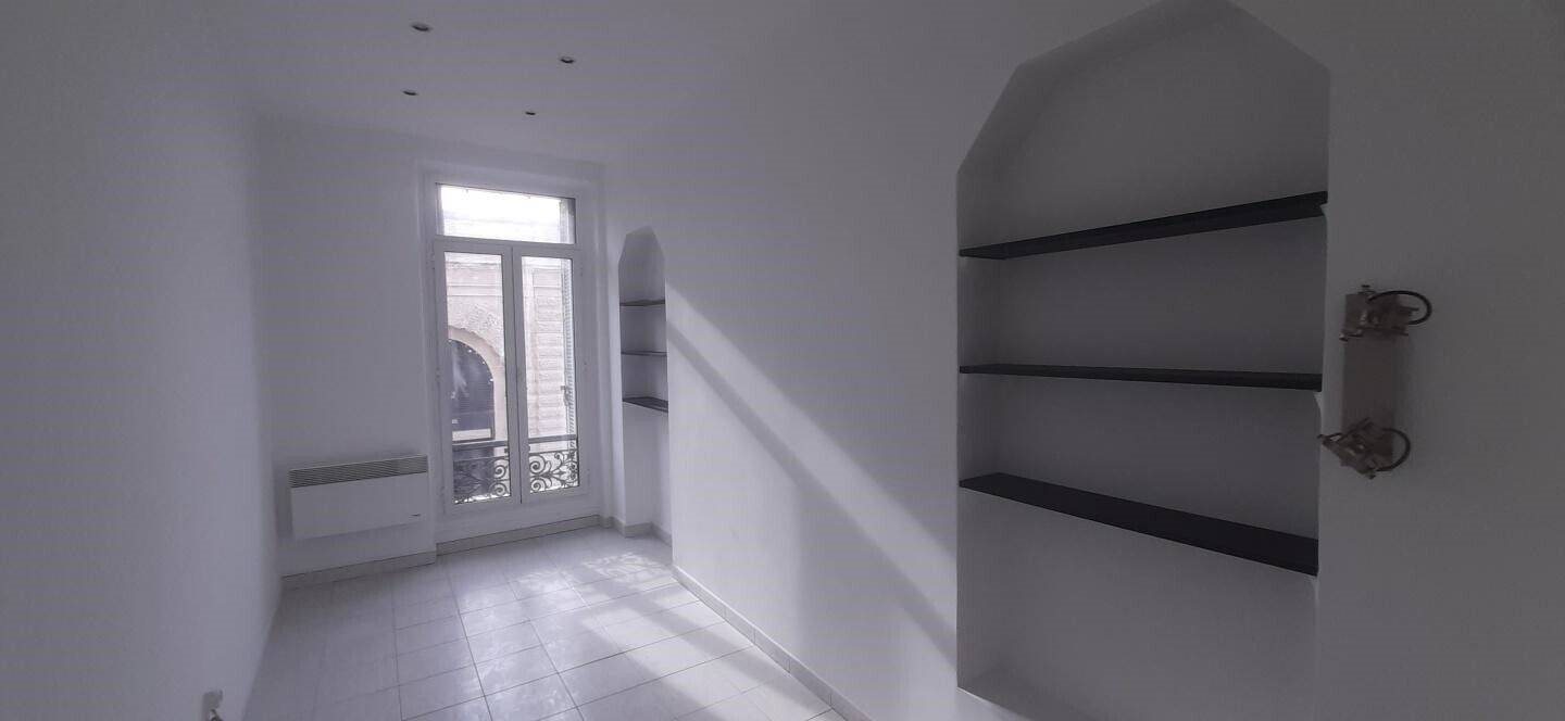 Appartement à louer, 130m², Marseille 2ème