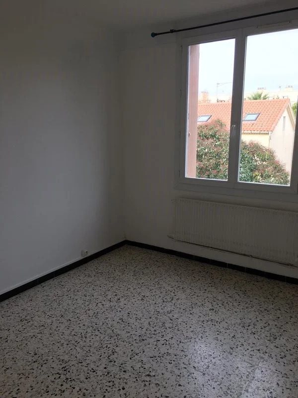 Appartement à louer, 49m², Marseille 9ème