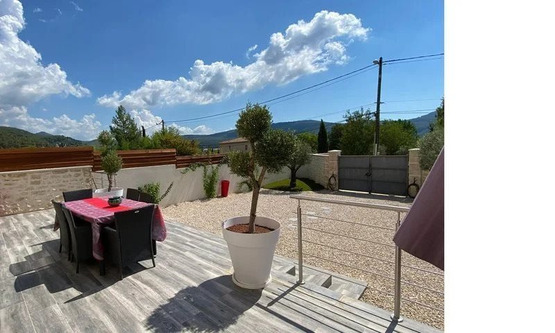 Maison à louer, 96m², Cuges-les-Pins