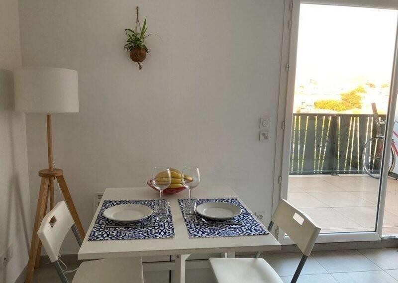 Appartement à louer, 37m², Marseille 8ème