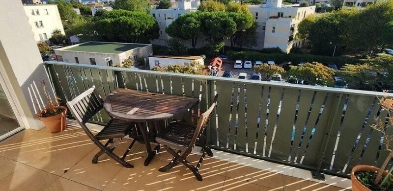Appartement à louer, 37m², Marseille 8ème