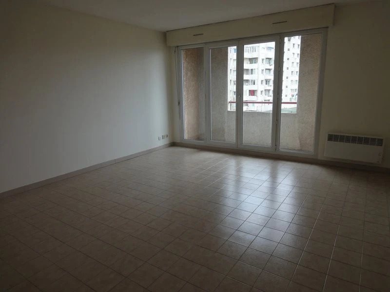 Appartement à louer, 28m², Marseille 13ème