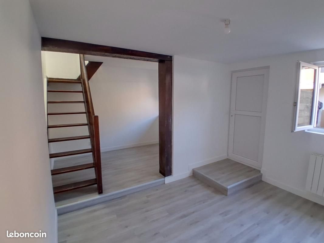 Appartement à louer, 29m², Pont-l'Evêque