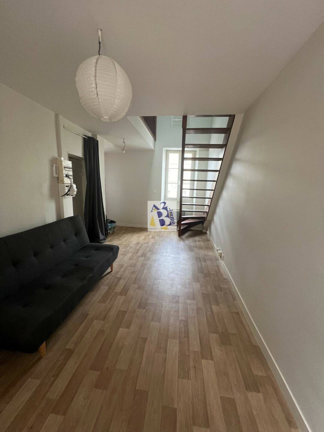 Appartement à louer, 32m², Touvre