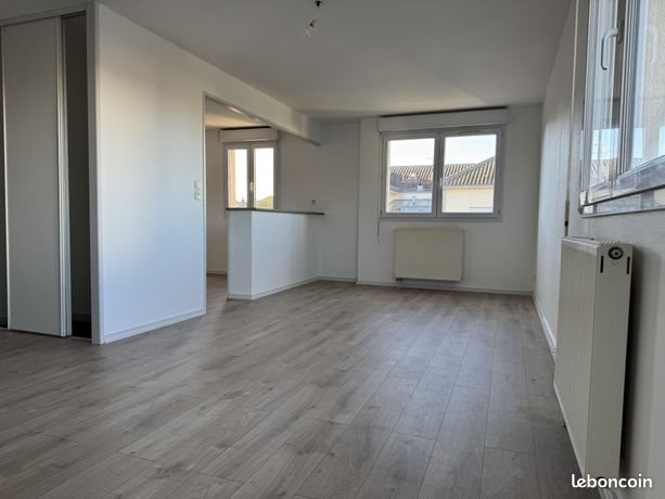 Appartement à louer, 62m², Arpajon-sur-Cère
