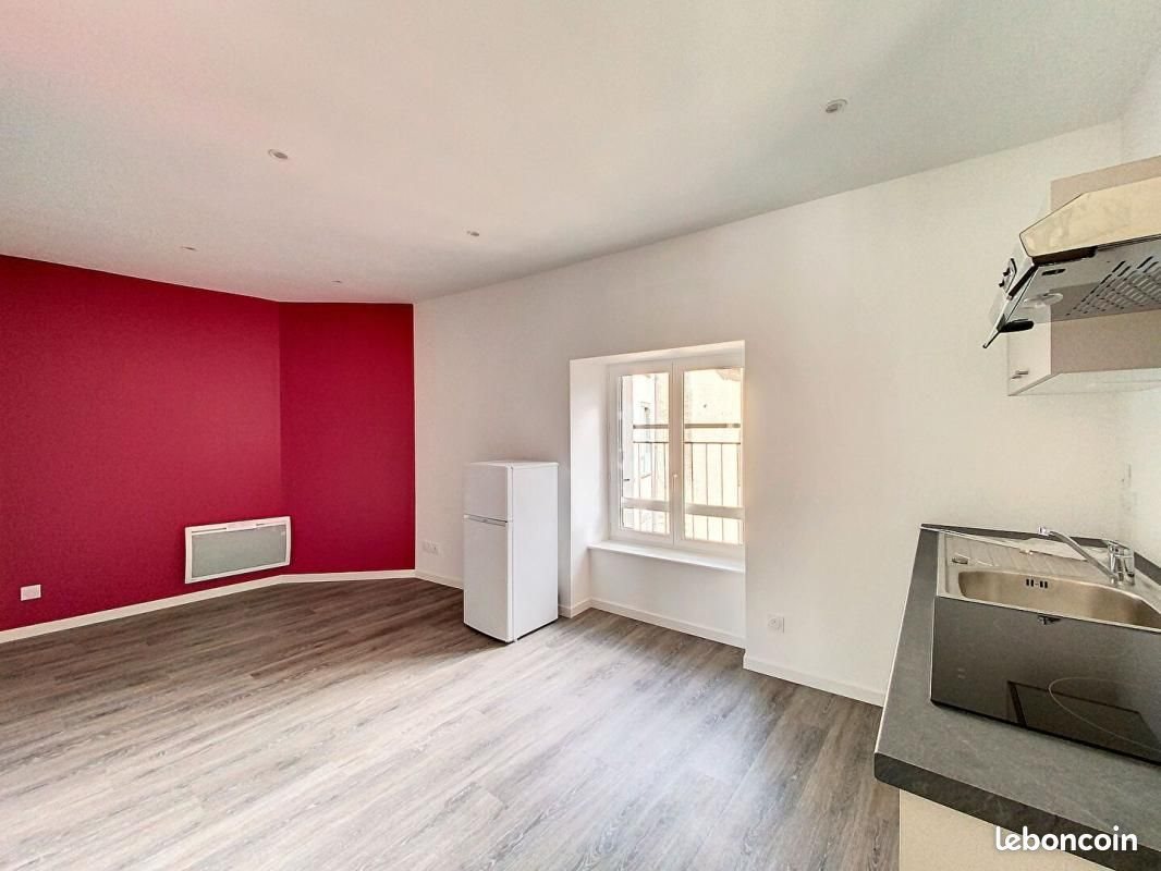 Appartement à louer, 28m², Saint-Flour