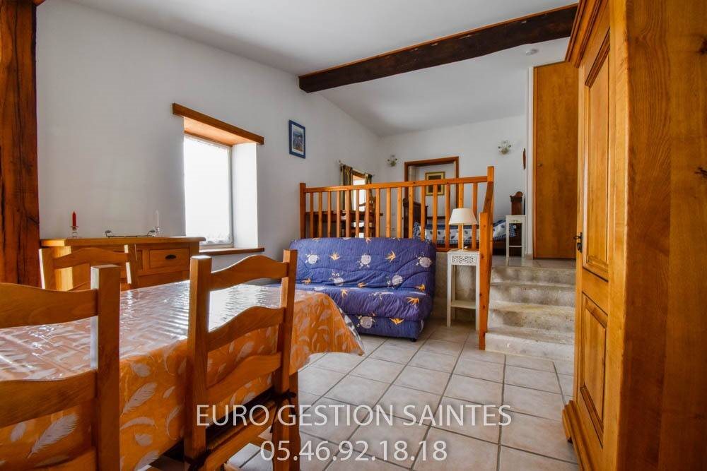 Maison à louer, 75m², Les Essards