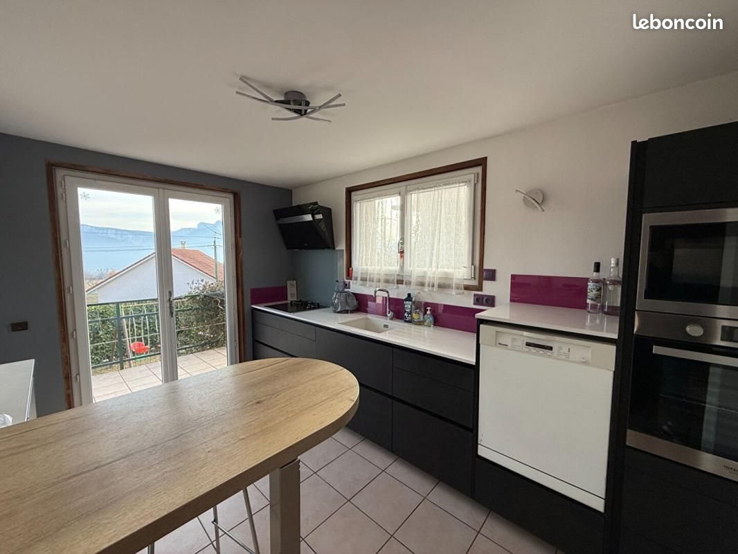 Maison à vendre, 132m², Charnècles