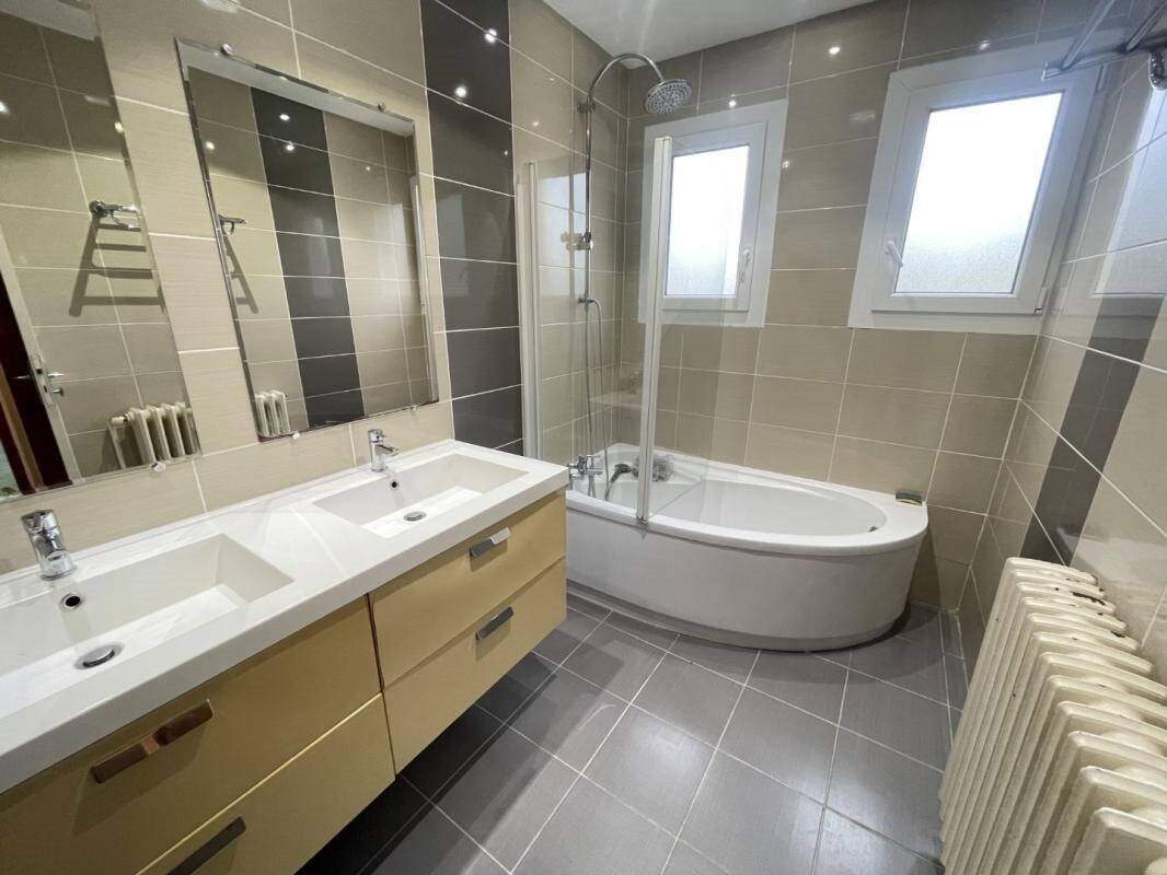 Maison à louer, 176m², Montélimar