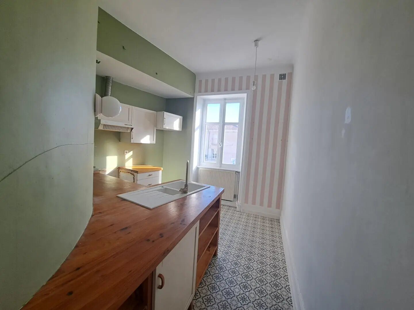 Appartement à vendre, 148m², Tournon-sur-Rhône