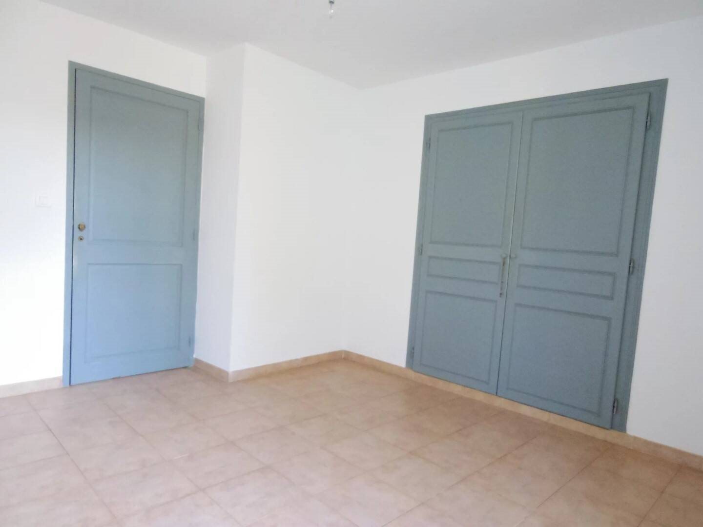 Appartement à louer, 45m², Uzès
