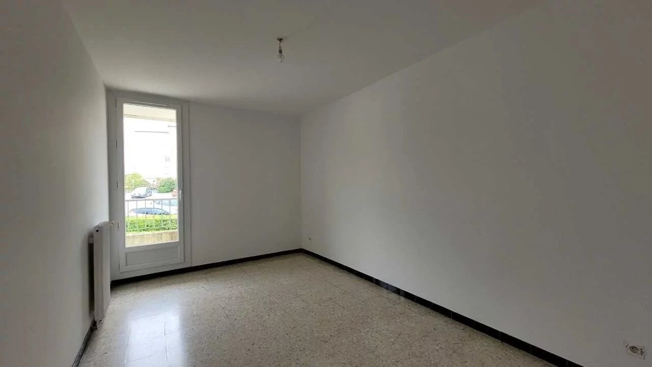 Appartement à louer, 70m², Uzès