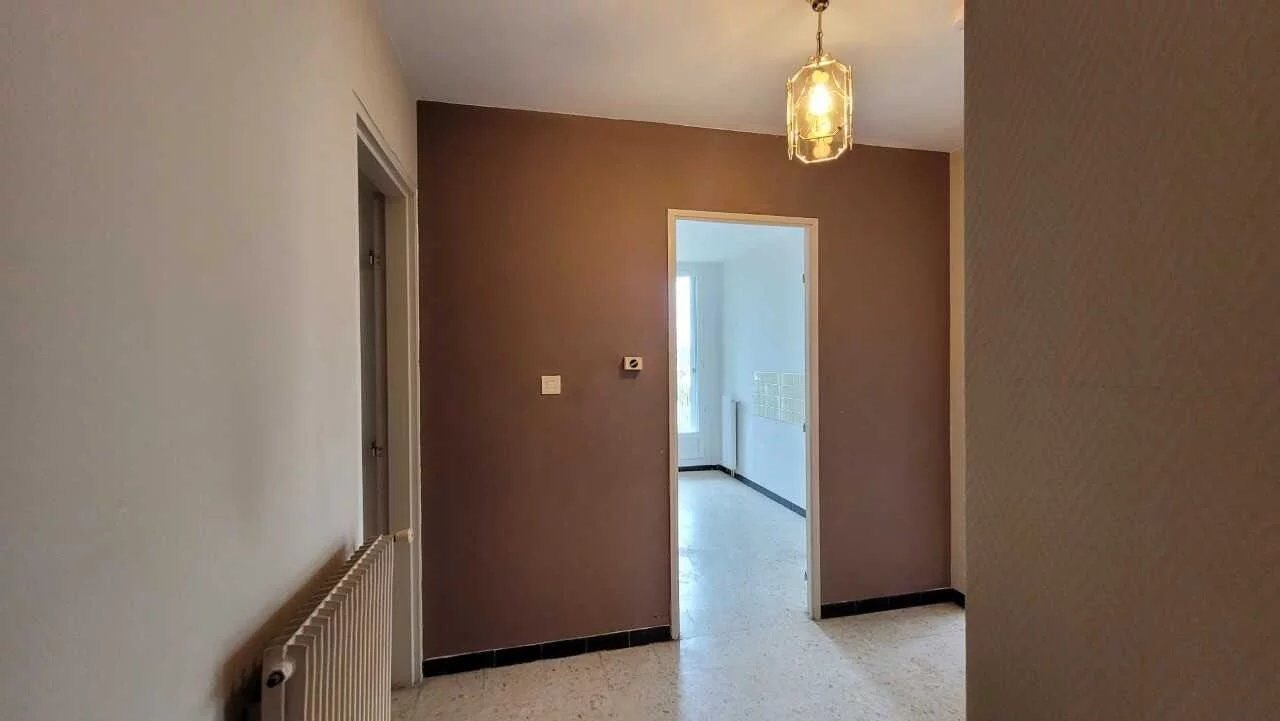 Appartement à louer, 70m², Uzès