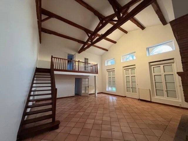 Maison à louer, 191m², Odars