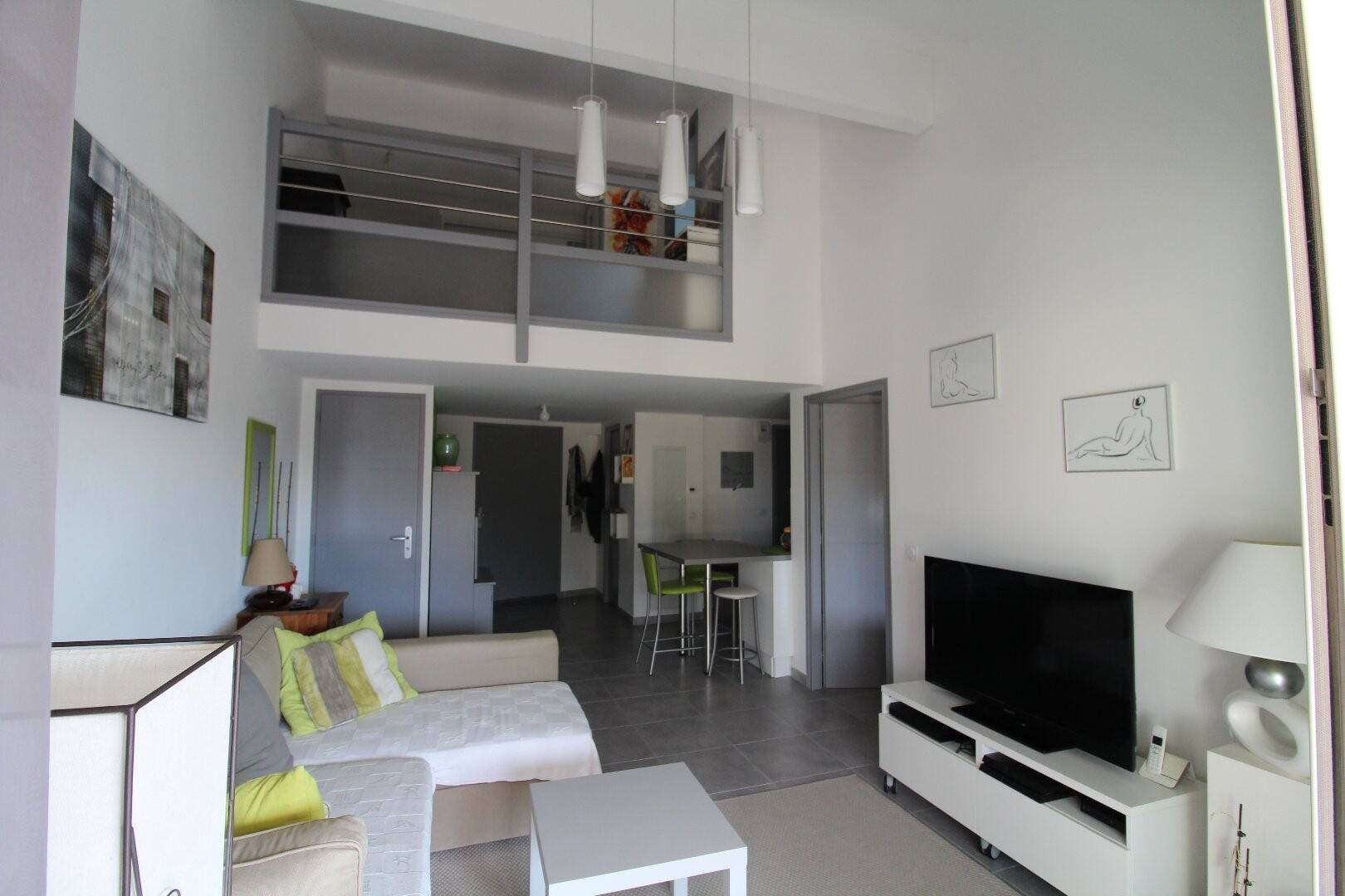 Appartement à louer, 61m², Candillargues