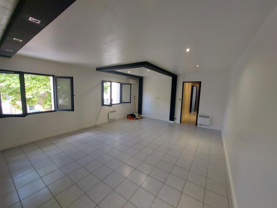 Appartement à louer, 65m², Aimargues
