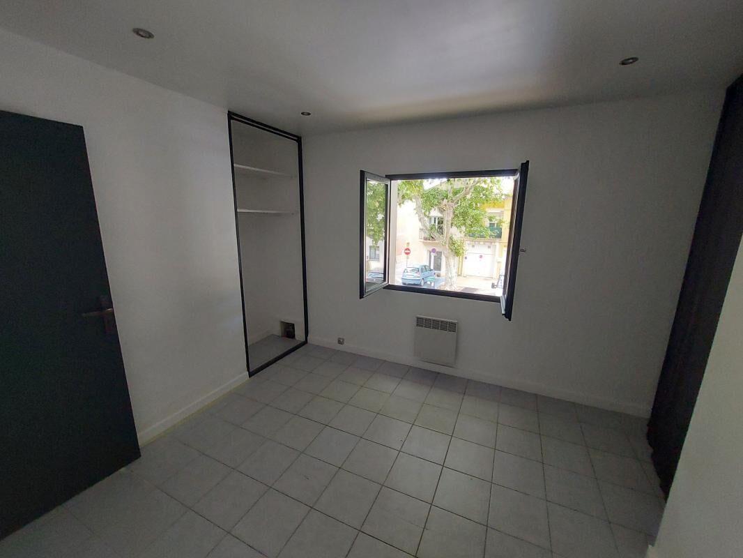 Appartement à louer, 65m², Aimargues