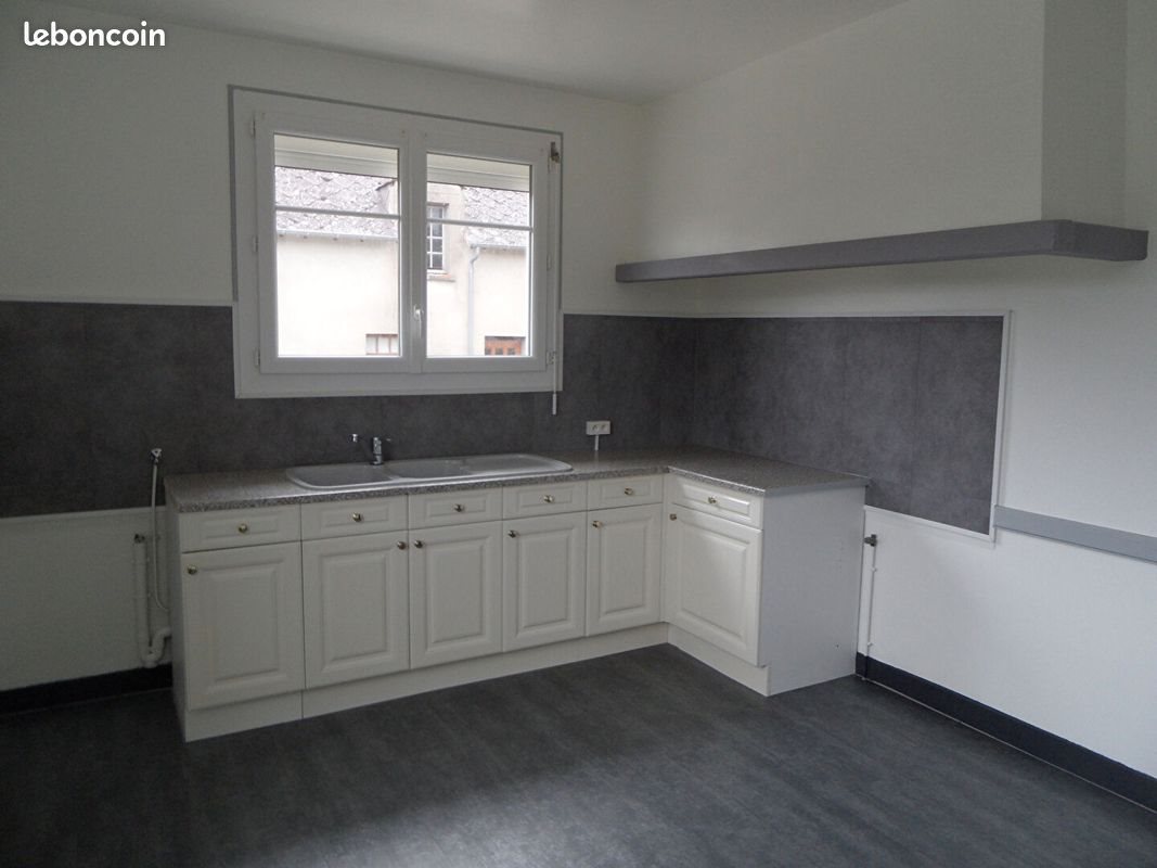 Maison à louer, 76m², Choussy