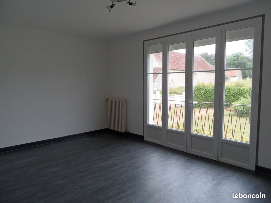 Maison à louer, 76m², Choussy
