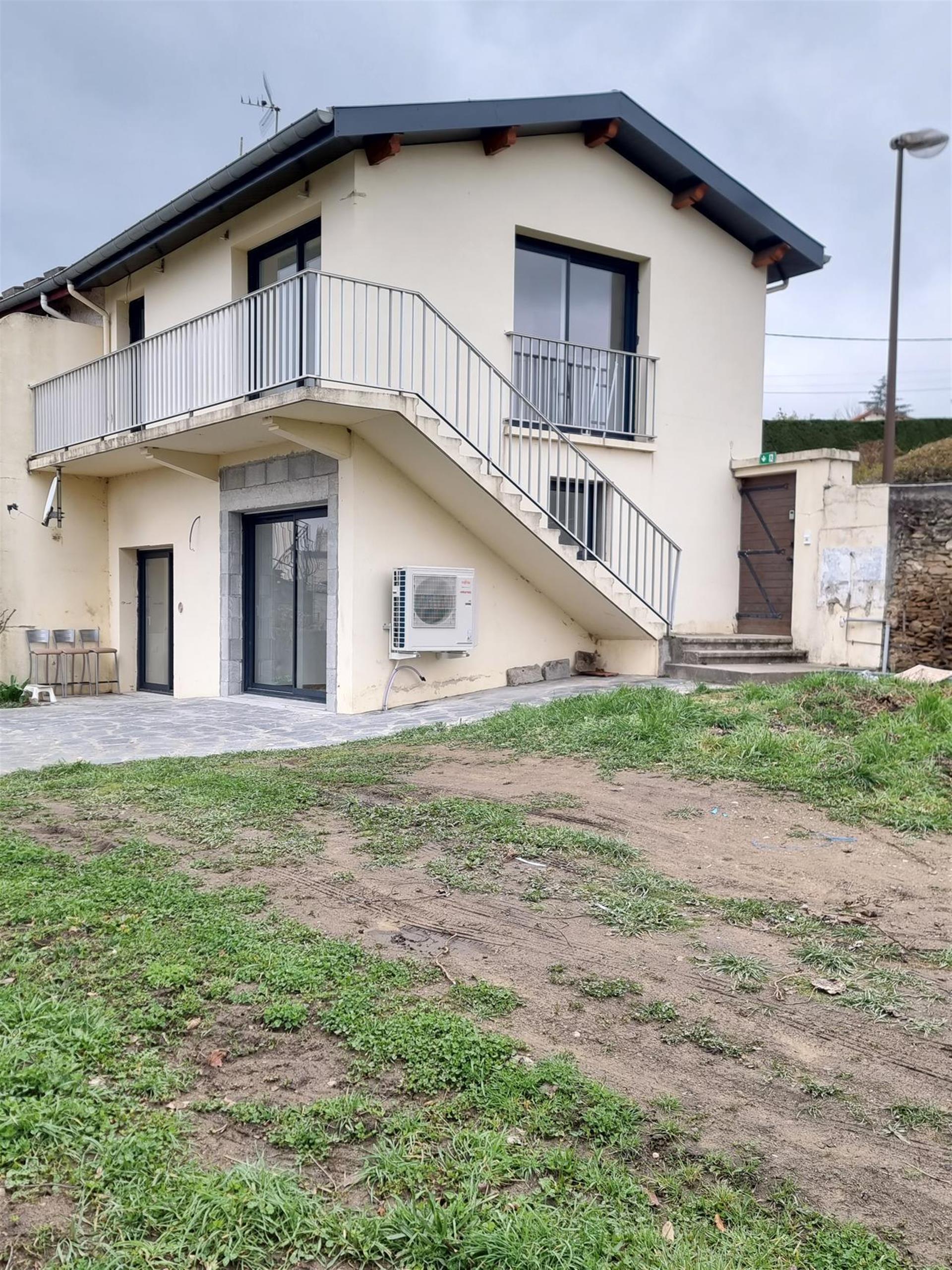 Maison à louer, 61m², Saint-Martin-la-Plaine
