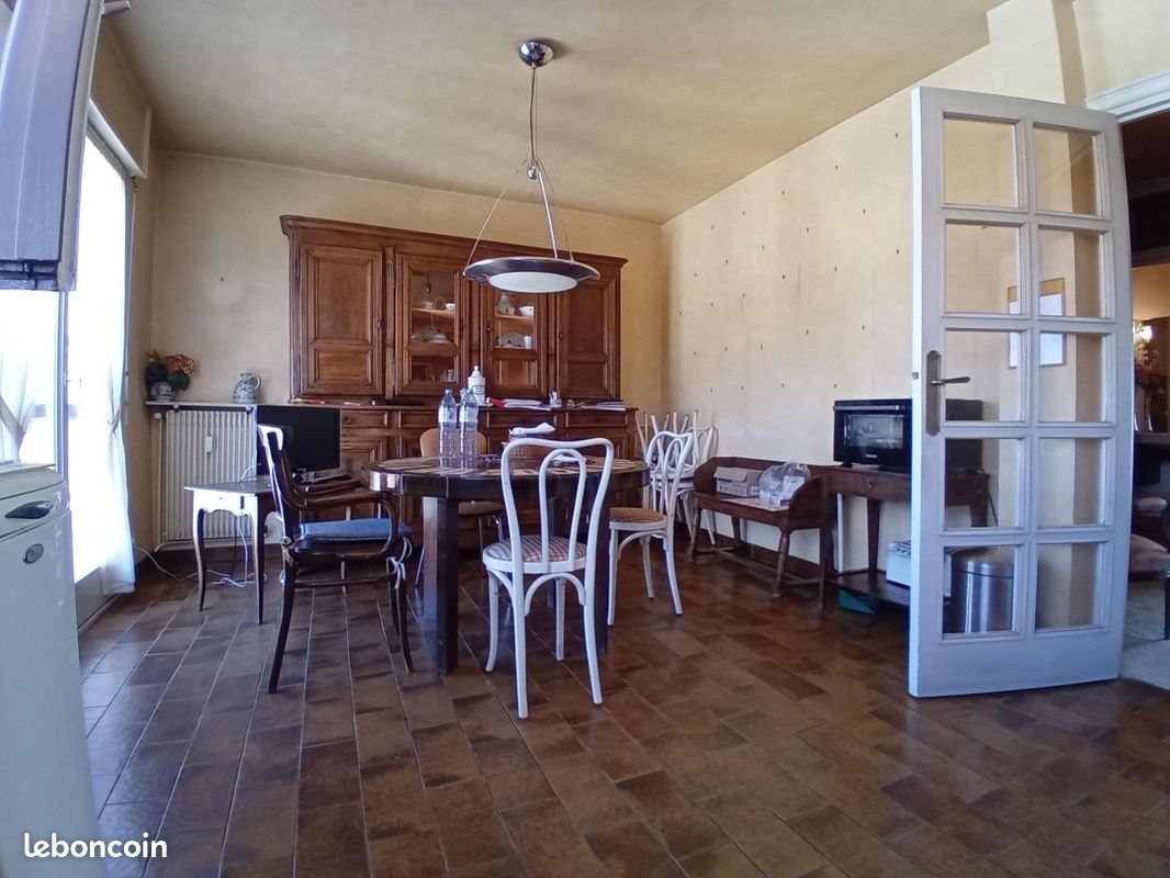 Appartement à vendre, 141m², Montbrison