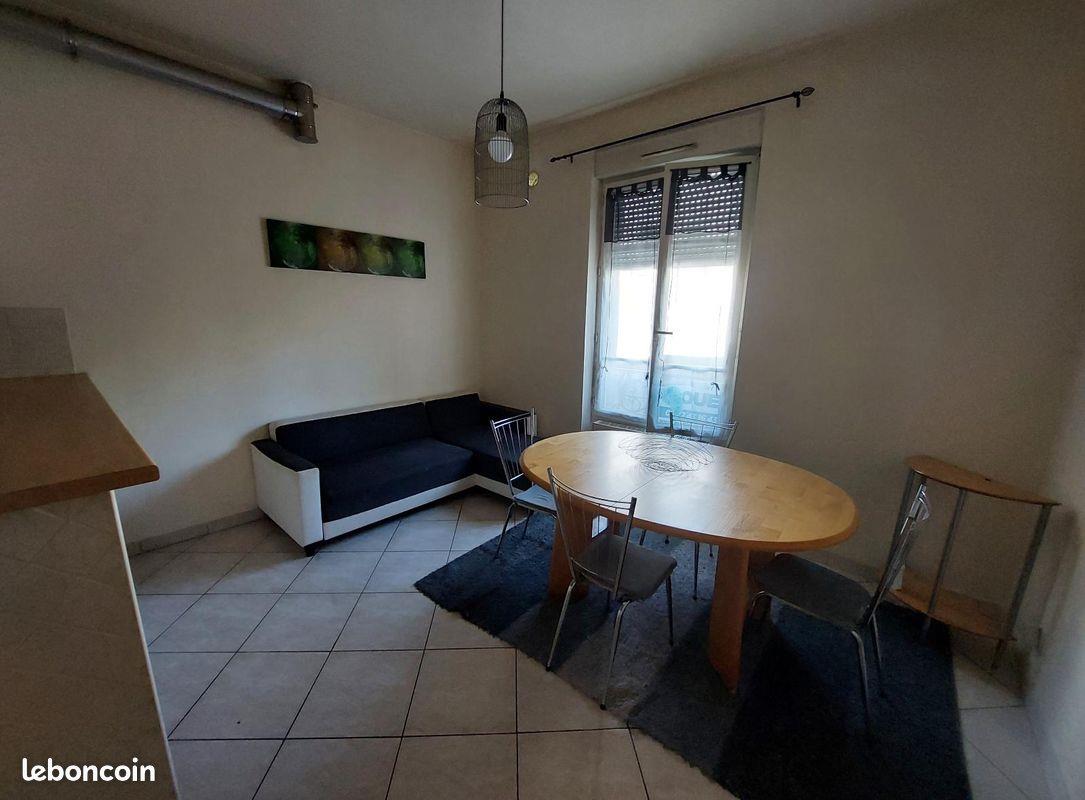 Appartement à louer, 42m², Rochetaillée