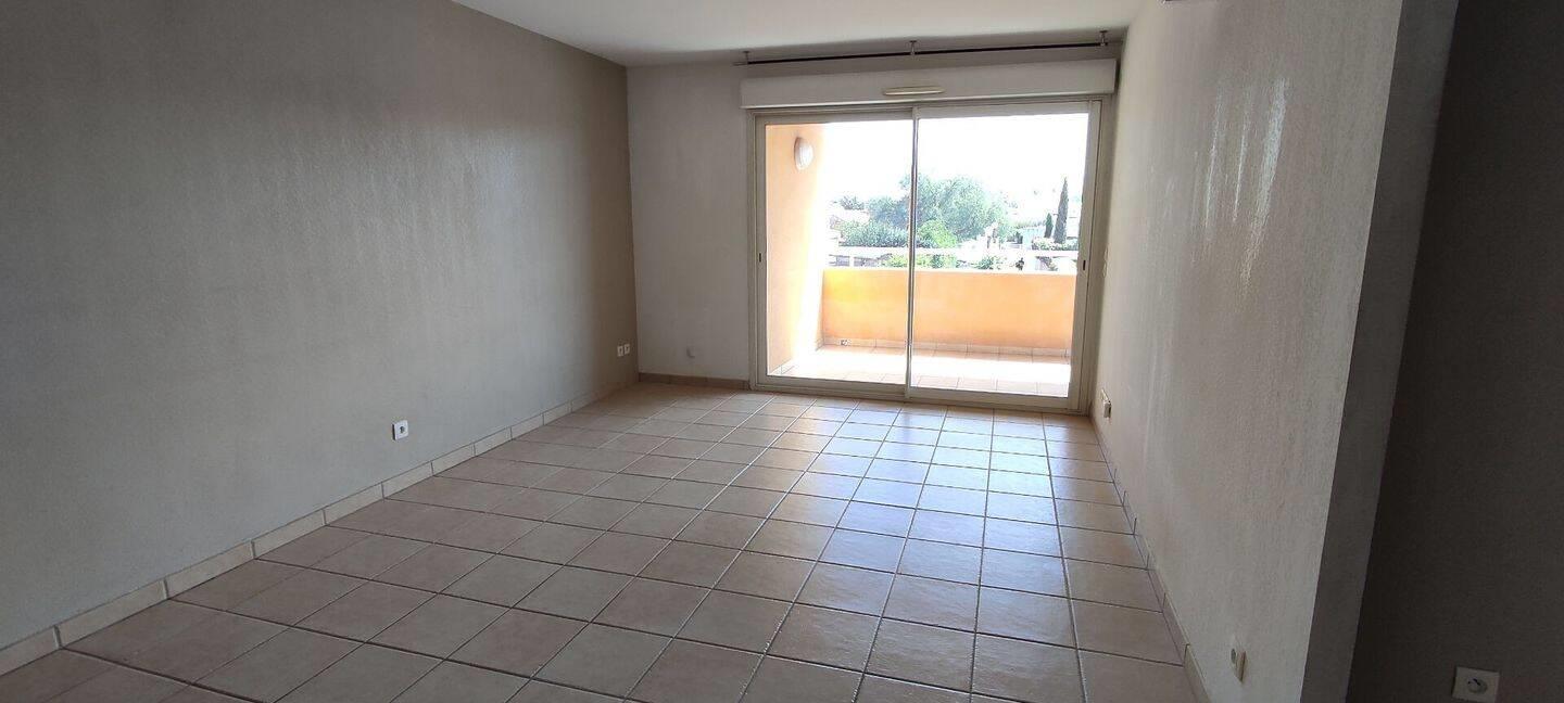 Maison à louer, 40m², Saint-Estève