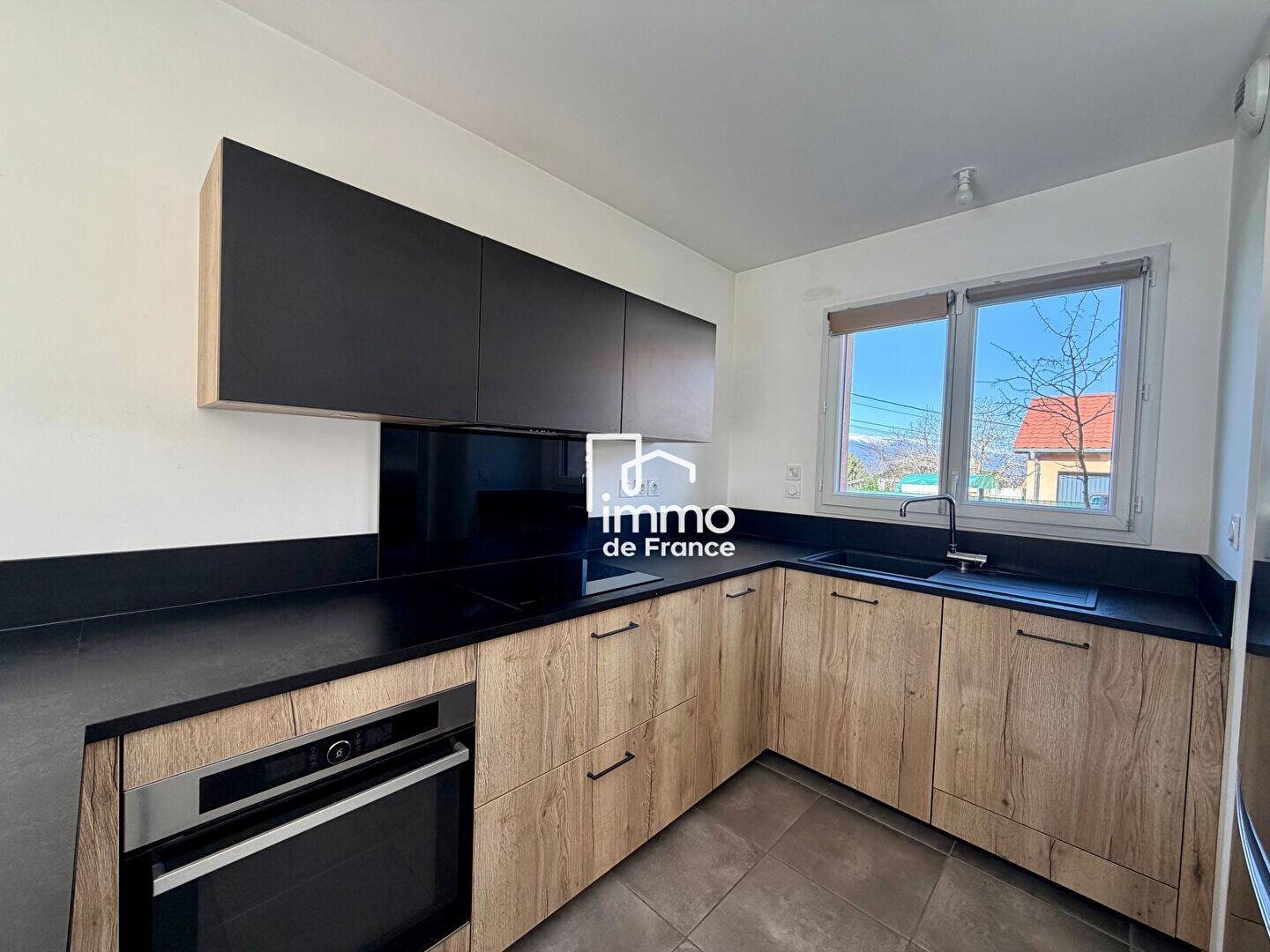 Maison à louer, 83m², Vulbens