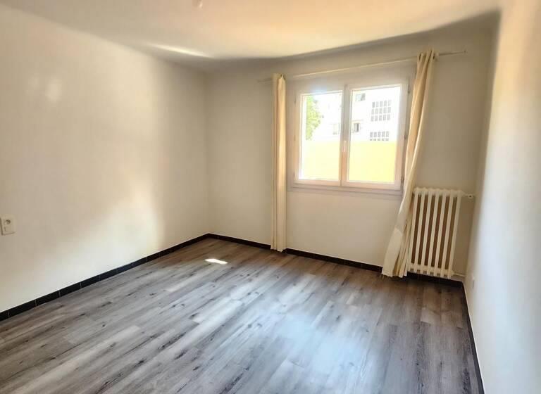 Appartement à louer, 58m², Toulon