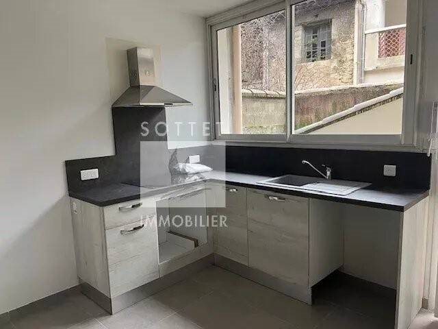 Appartement à louer, 33m², Bollène