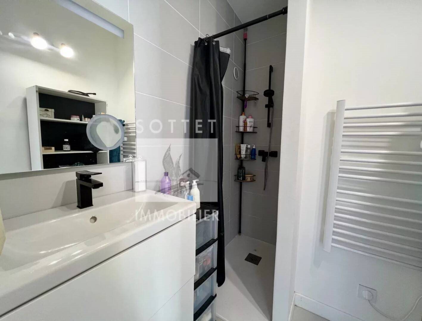 Appartement à louer, 72m², Bollène