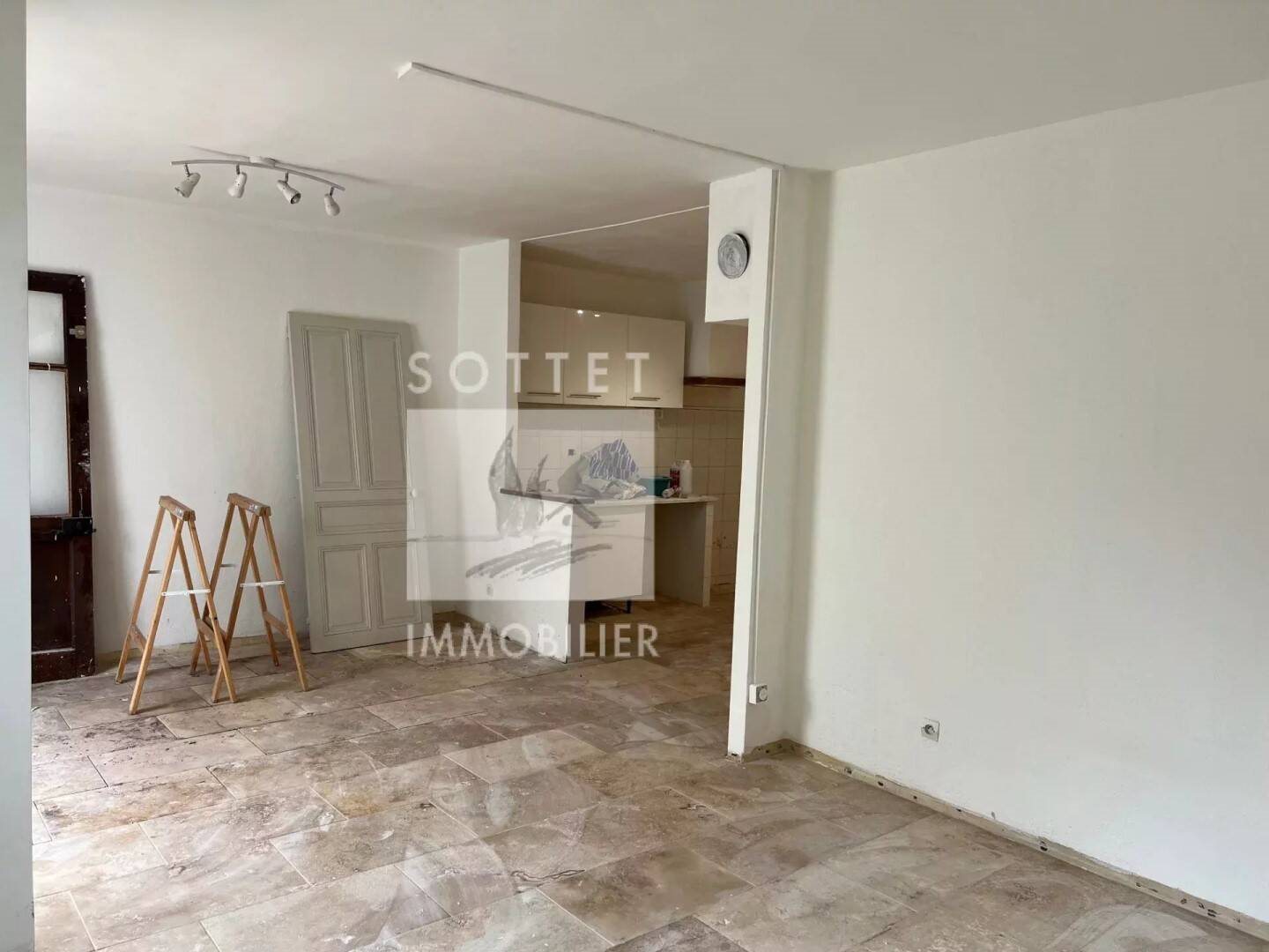 Maison à louer, 67m², Saulce-sur-Rhône